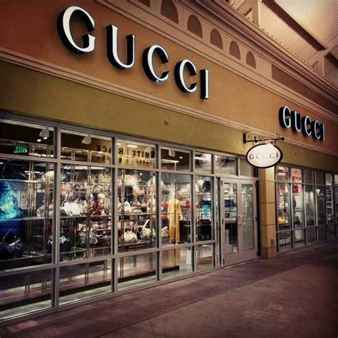 gucci clothes outlet